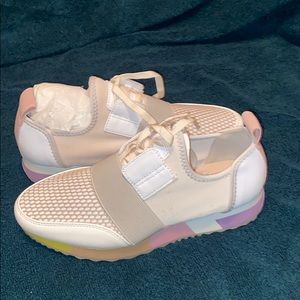 Women’s Steve Madden sneakers
